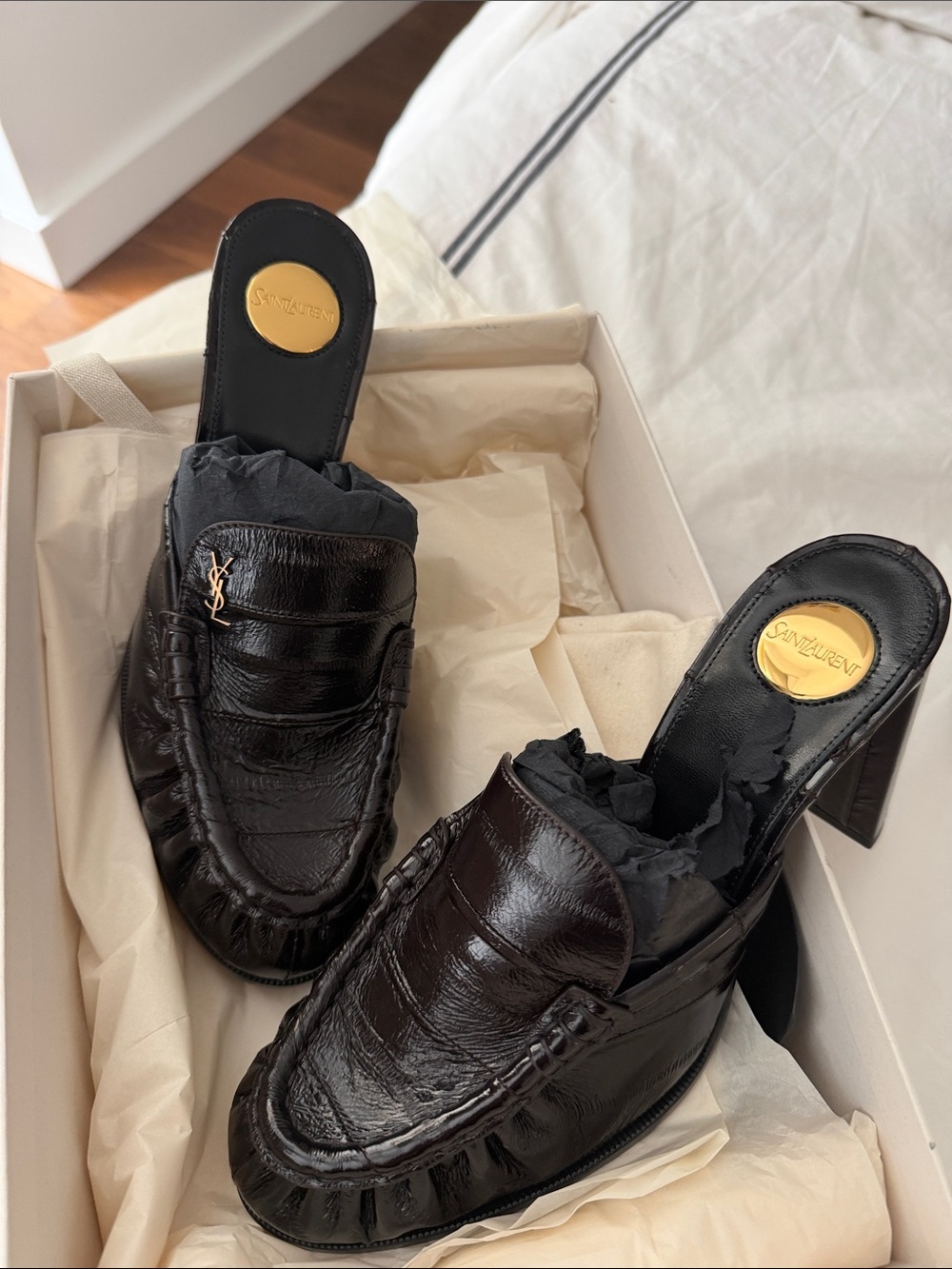 NWT Saint Laurent Burnt Brown Croco Leather Le Loafer Mules